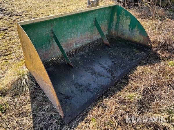 Skopa med dränering