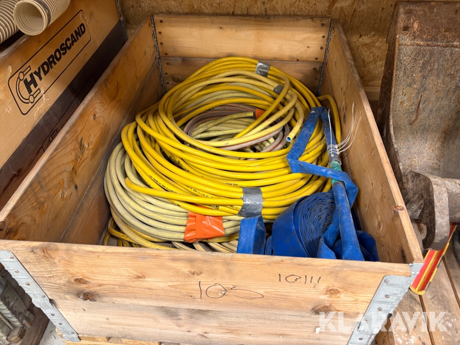 Parti med vattenslangar