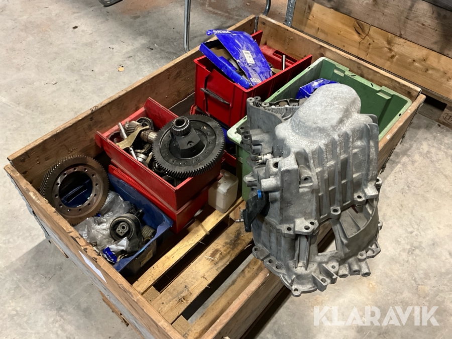 Diverse delar till växellåda Volvo S40