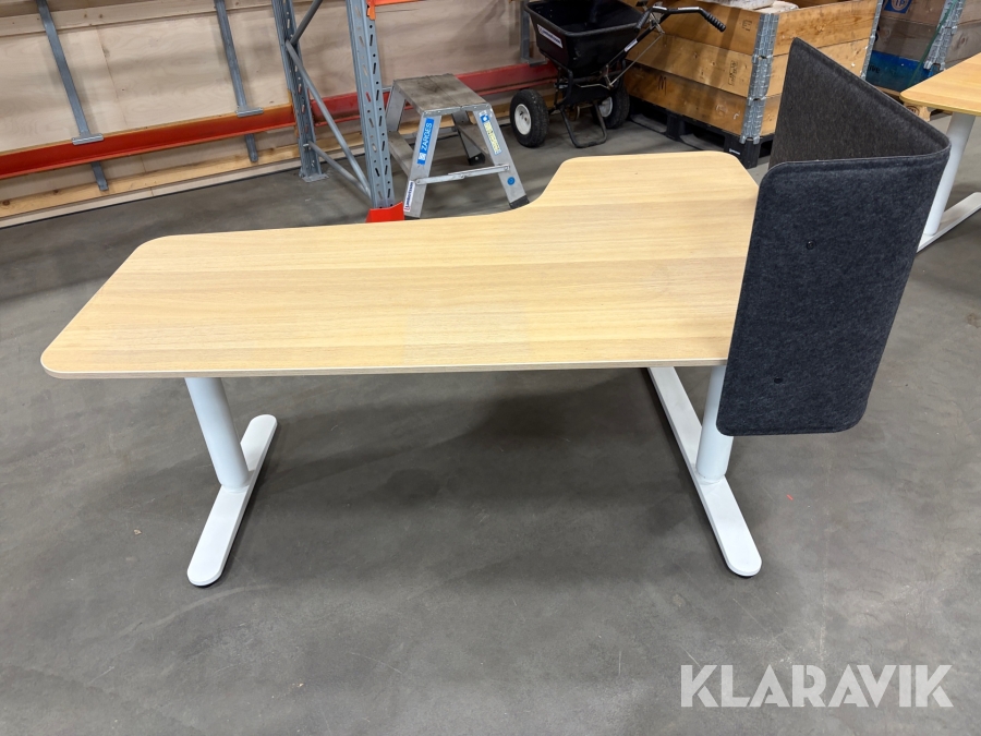 Skrivbord Ikea (Höj- & sänkbart)