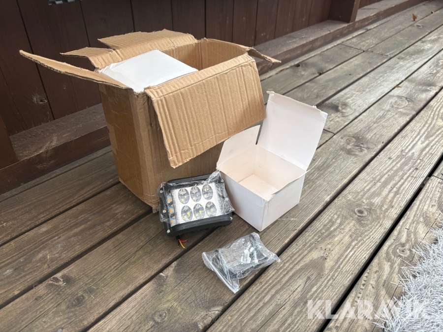 Arbetsbelysning 6 st med blixtljus