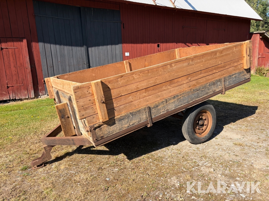 1-Axlad Flakkärra med lämmar
