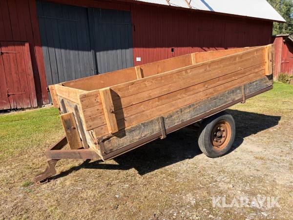 1-Axlad Flakkärra med lämmar