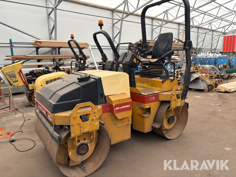 Vält Dynapac CC142