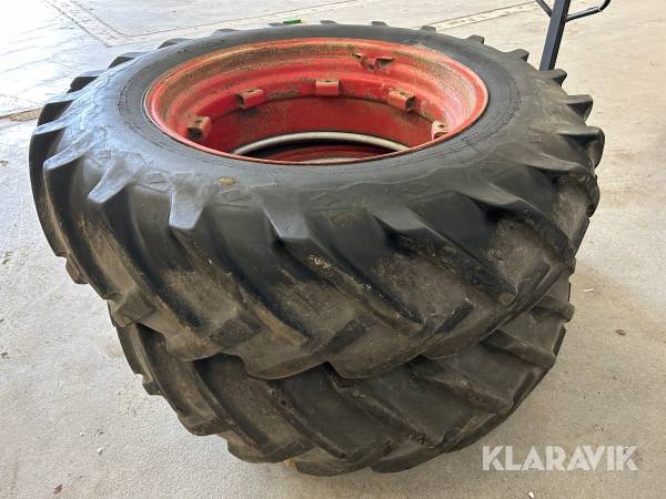 Dubbelmontage Goodyear 16.9-34