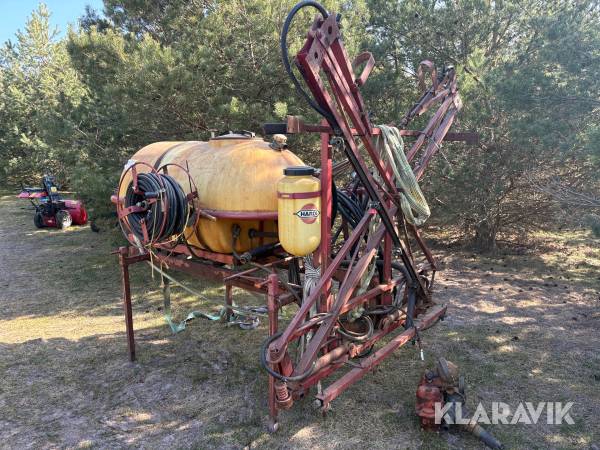 Växtskyddsspruta till golfbana Hardi 600L 7,5m ramp