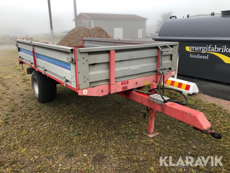 Tippvagn med lämmar Bala Agri TK611 