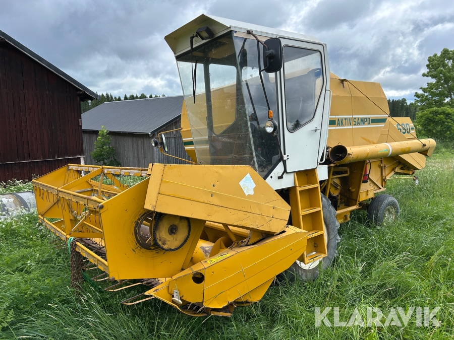 Skördetröska Aktiv Sampo 690