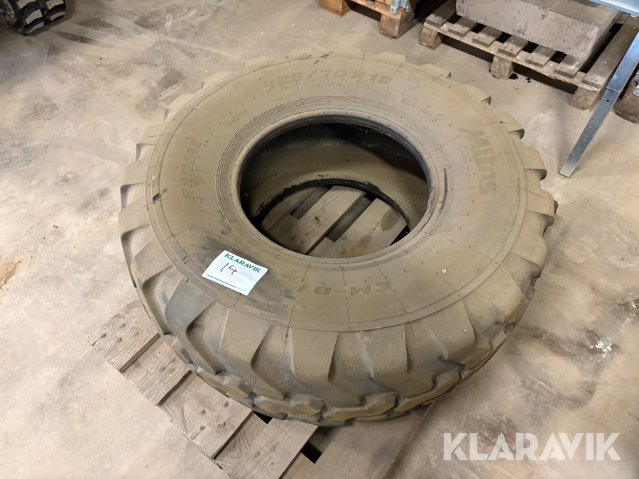 Entreprenaddäck Mitas 405/70R18 1st