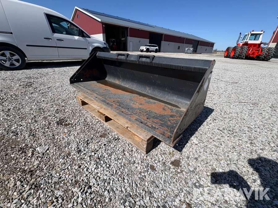 Standard skopa Bocat