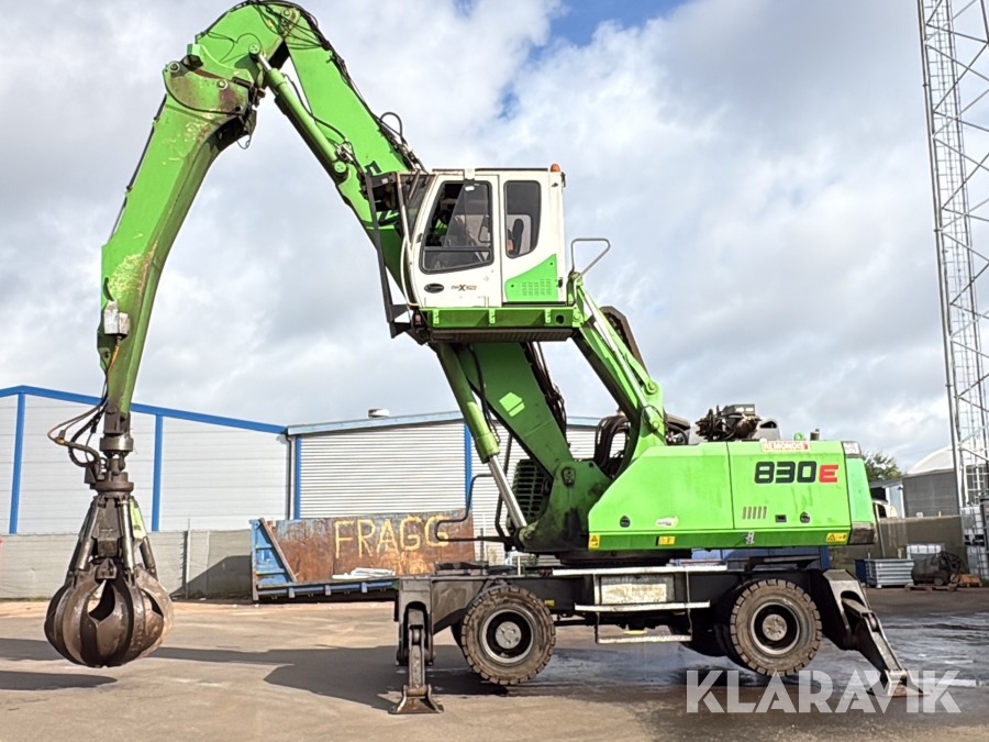 Materialhanterare Sennebogen 830M med gripklo & klipp