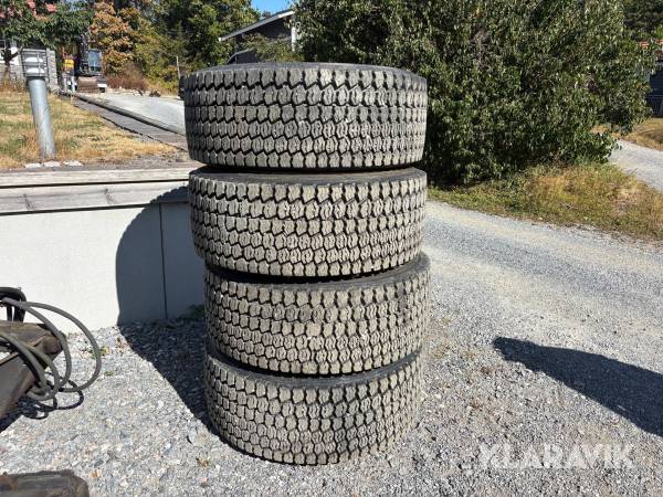 Entreprenaddäck Bridgestone 385/55R22.5 4st