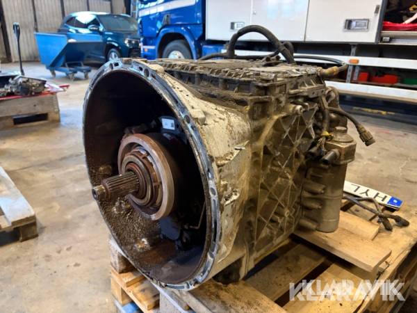 Växellåda & komplett drivaxel med kardan