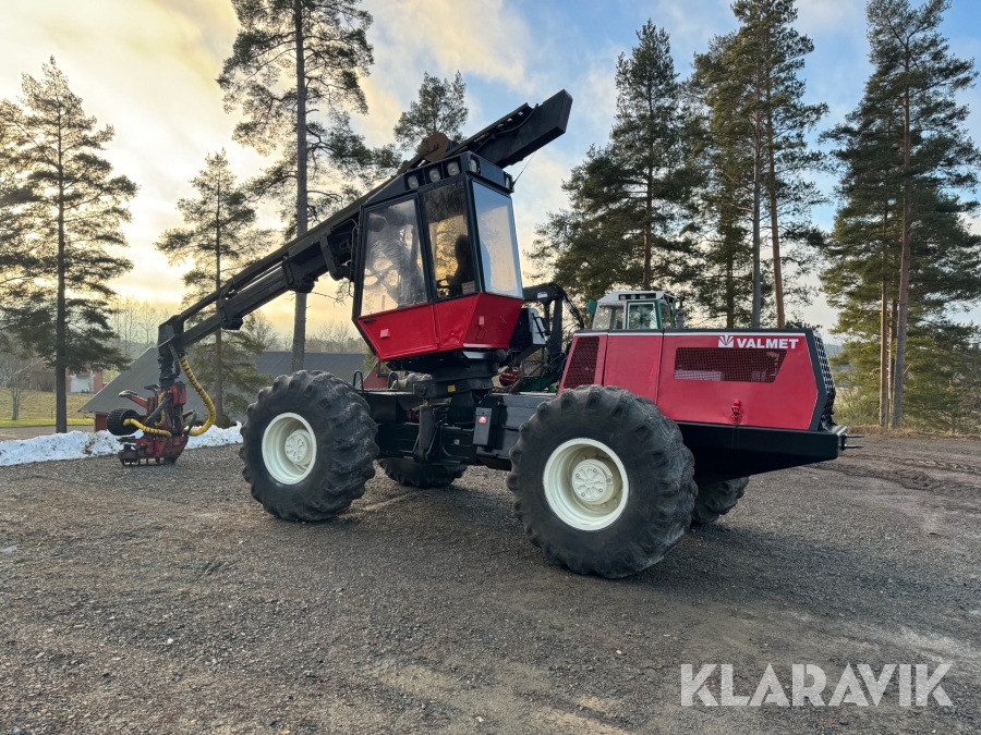 Skördare Valmet 901