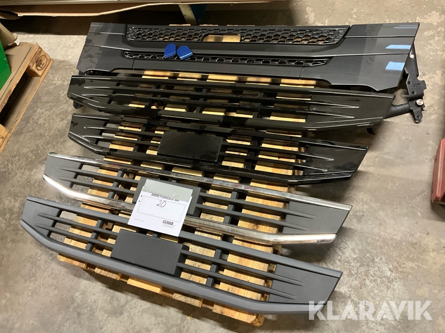Grillfront Volvo 5 st till lastbil