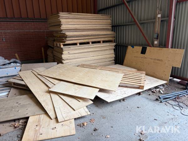 Parti med byggmaterial