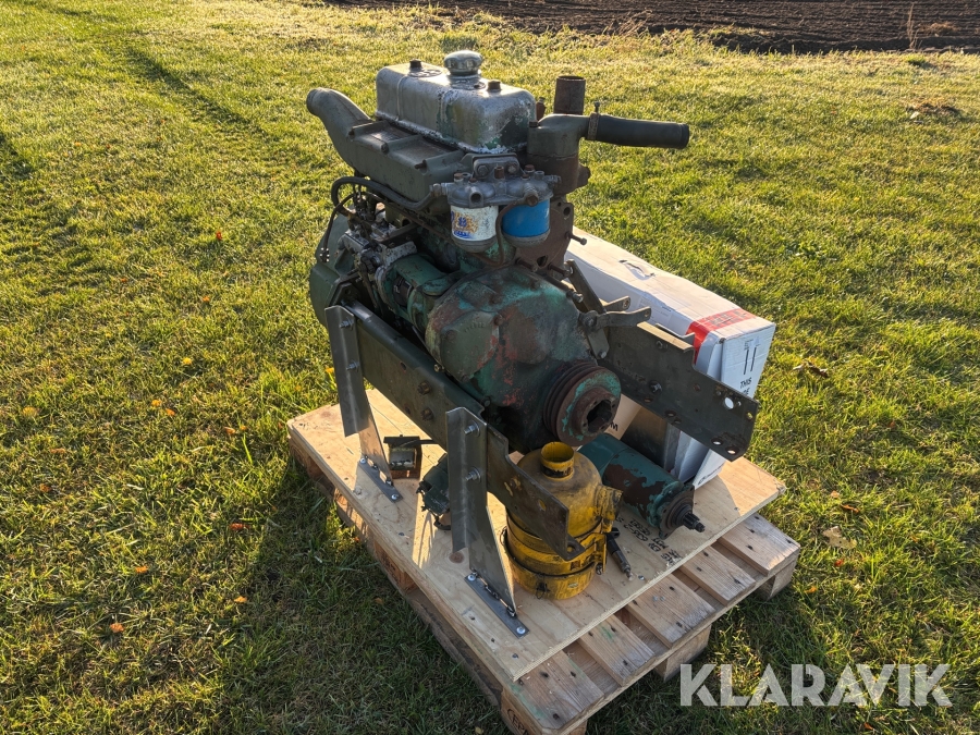 Motor Volvo BM 1113-A - Med tillhörande motorsats