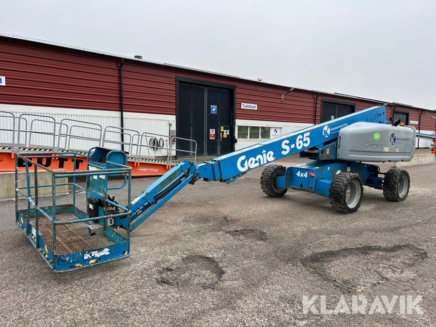 Bomlift Genie S-65