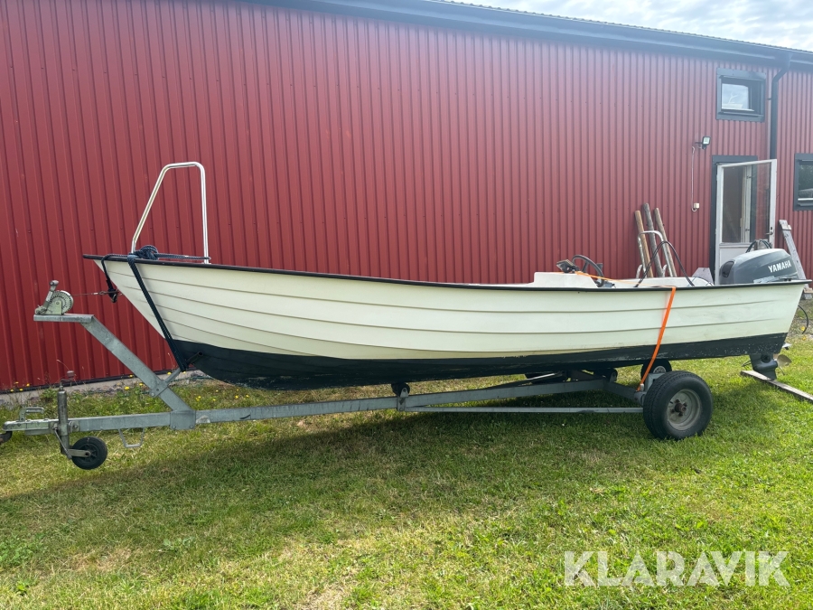 Båt med Yamaha 25HP 4-takt