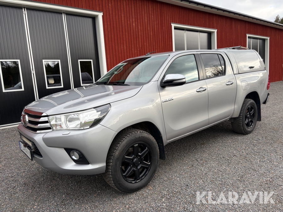 Pickup Toyota Hilux Dubbelhytt 2.4 AWD Automatisk 150 hk med flakkåpa
