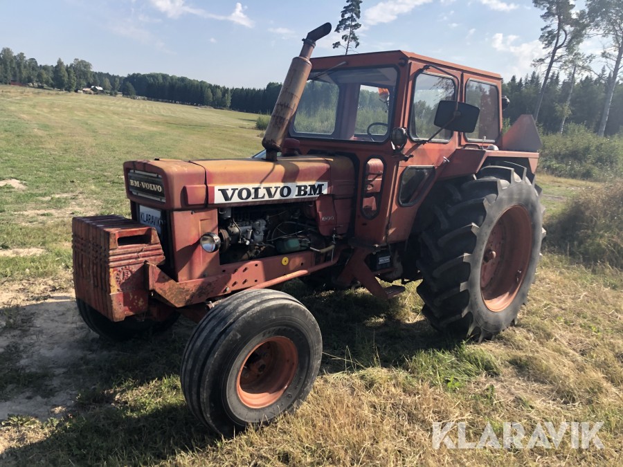 Traktor Volvo BM T800 