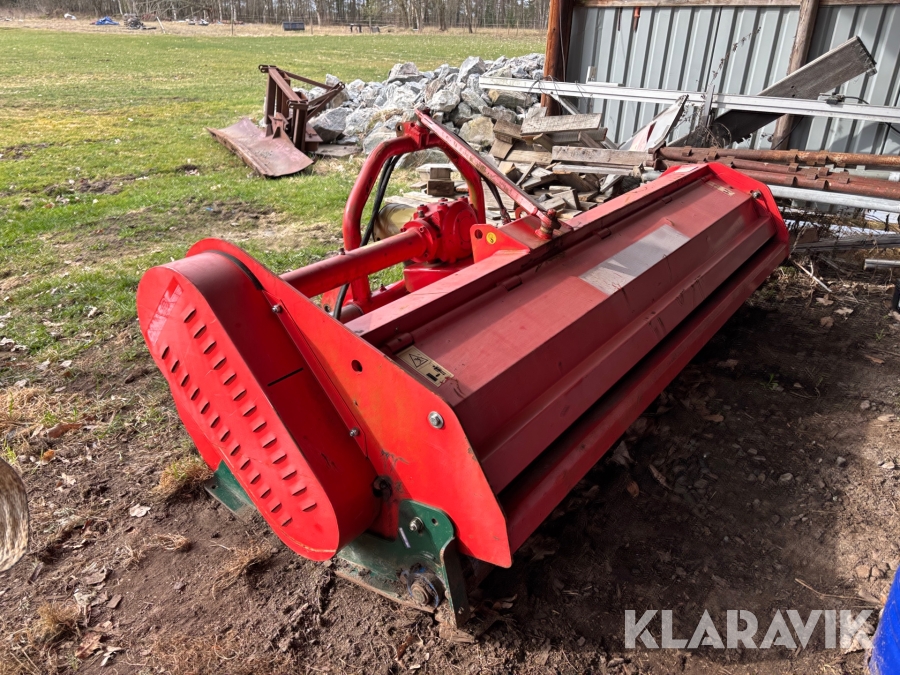 Betesputs Perugini Concept TT 240 3-punkt 2.4meter