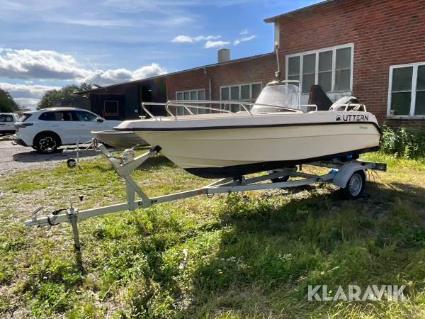 Motorbåt Uttern 4602 Mercury 40