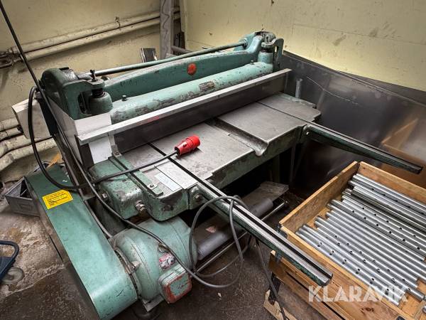 Automatisk plåtsax Norrtälje Förenade Verkstäder