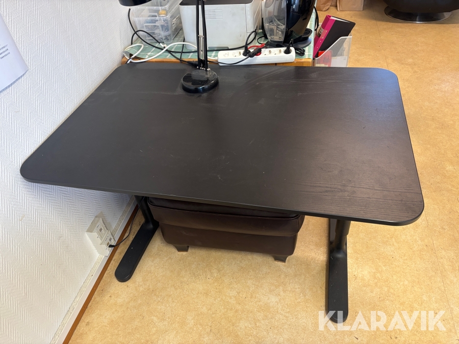 Kontorsbord / skrivbord Ikea Bekant