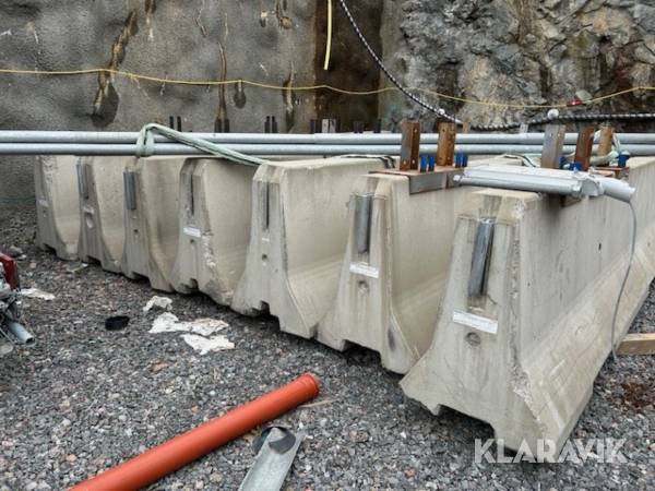 Deltablock / Barriärer / Skyddsbarriärer DB100 8st