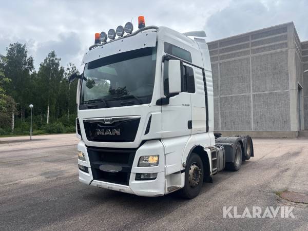 Dragbil MAN TGX 28.500 6X2-2BLS