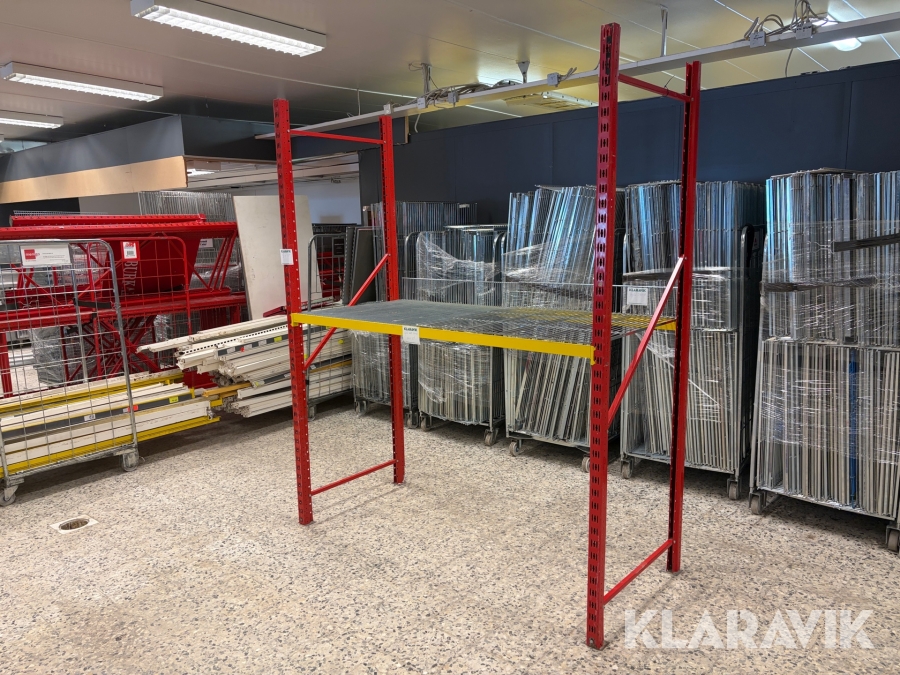 Lagerhyllor 57st gavlar 400st balk 300st galler