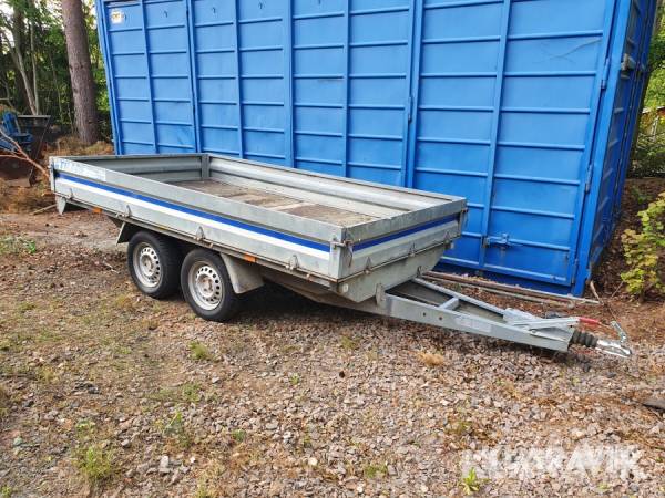 Personbilssläp Thule Boggisläp