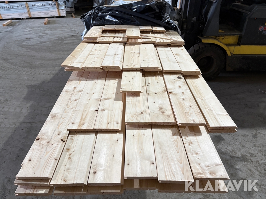 Granpanel/Bastu 18.3x145 utskott