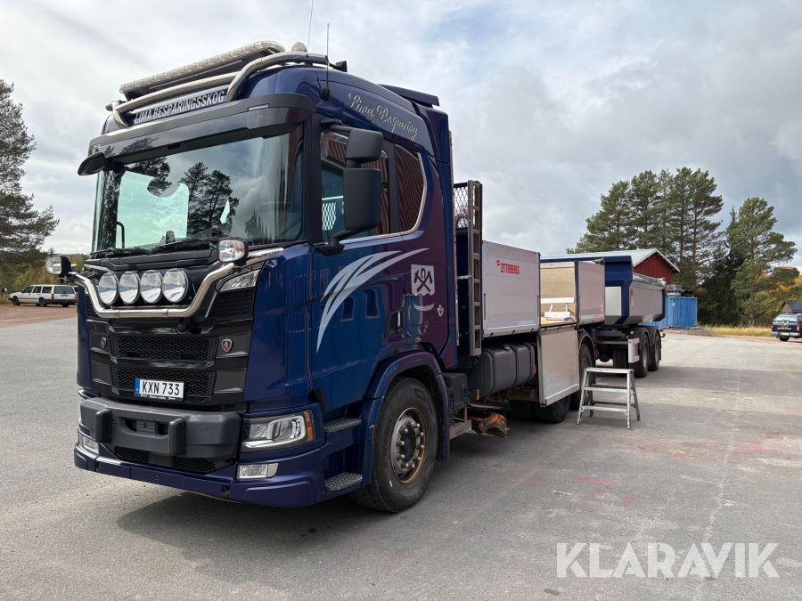 Vägunderhållningsekipage Scania R520