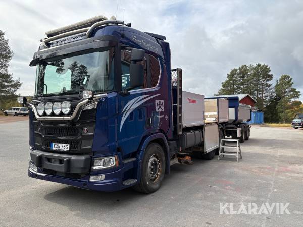 Vägunderhållningsekipage Scania R520