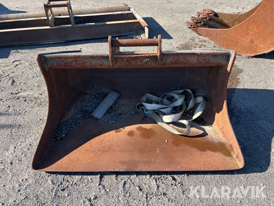 Planeringsskopa Engcon S45