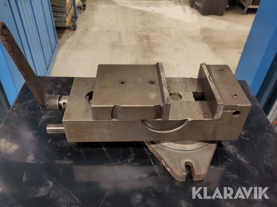 Vridbart skruvstycke