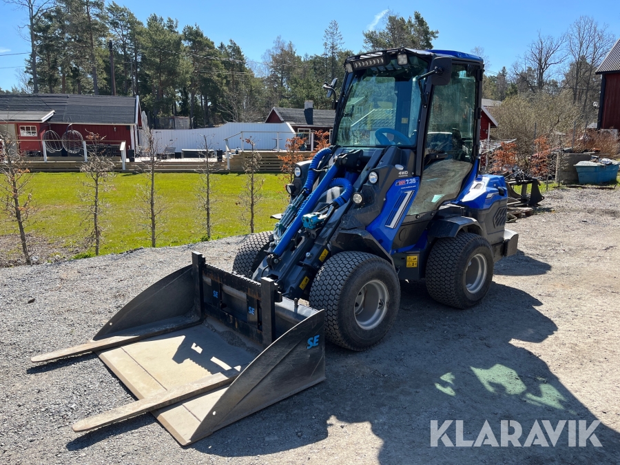 Kompaktlastare Multione M1 7.3S