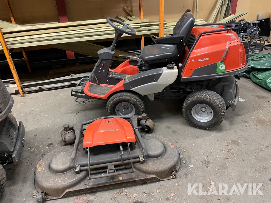 Åkgräsklippare Husqvarna Rider 422 TS AWD