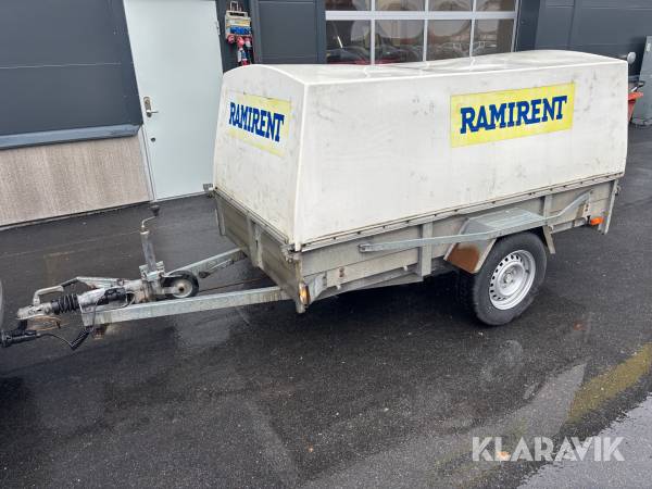 Personbilssläp Sävsjösläpet SSEL 1025 med kåpa