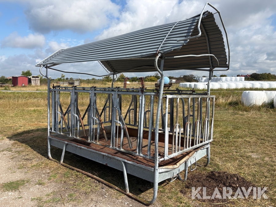 Foderhäck med bogstöd 14 platsers 3,6x2,2m