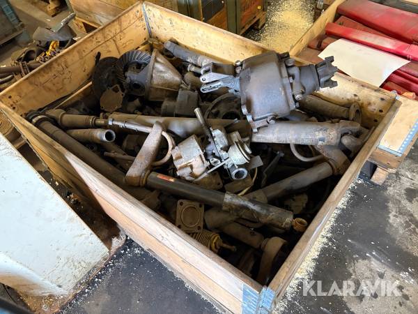 Bakaxelklump, kardaner m.m. 1st pall