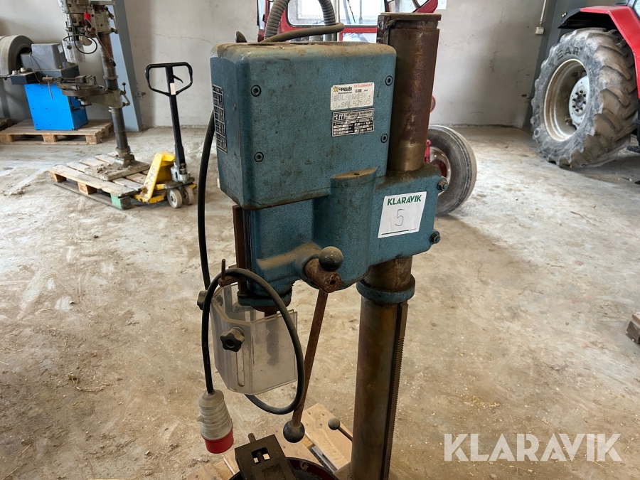 Pelarborrmaskin AB Arboga Maskiner G 2508