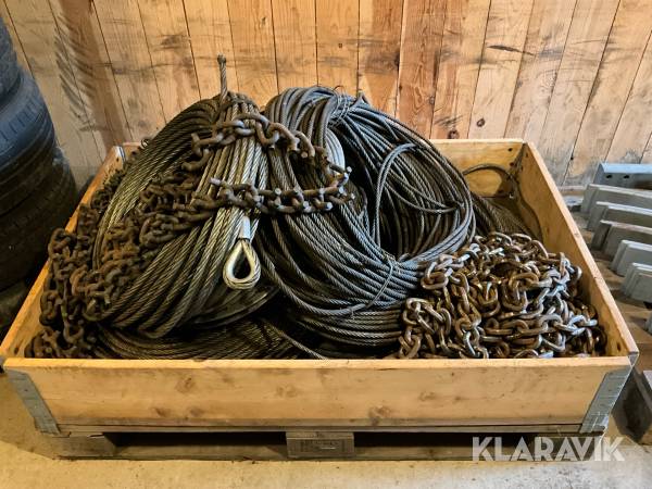 Parti med stålvajer och kätting