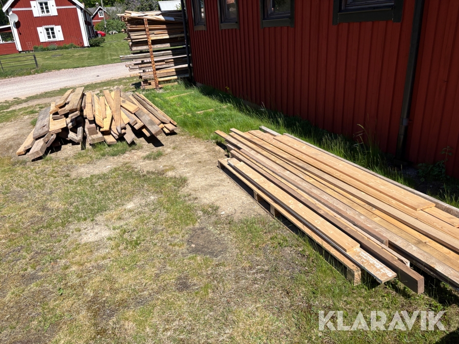 Reglar, brädor, Stolp