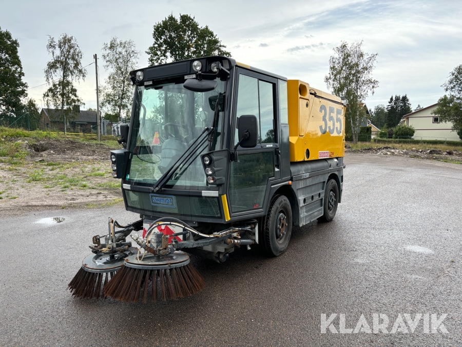 Sopmaskin Schmidt Swingo 200+ compact Sweeper