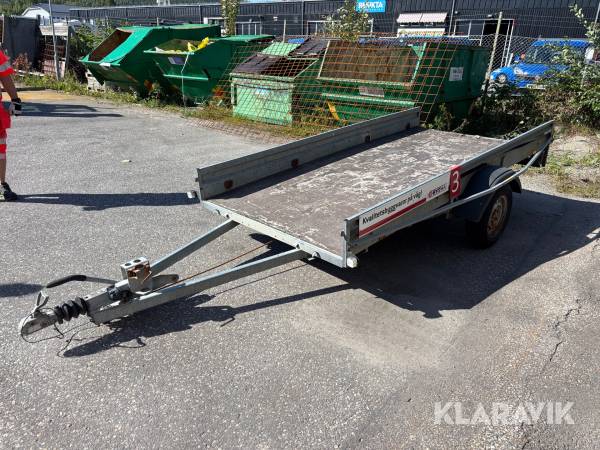 Personbilssläp Thule D1000
