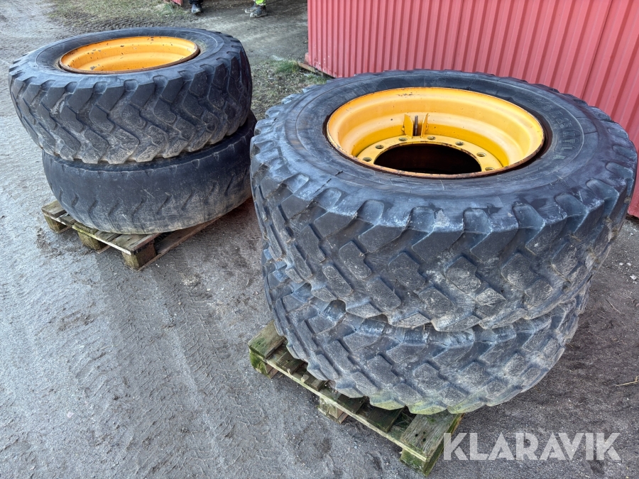 Entreprenaddäck Michelin 15.5-25