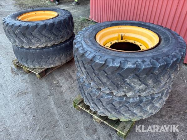 Entreprenaddäck Michelin 15.5-25